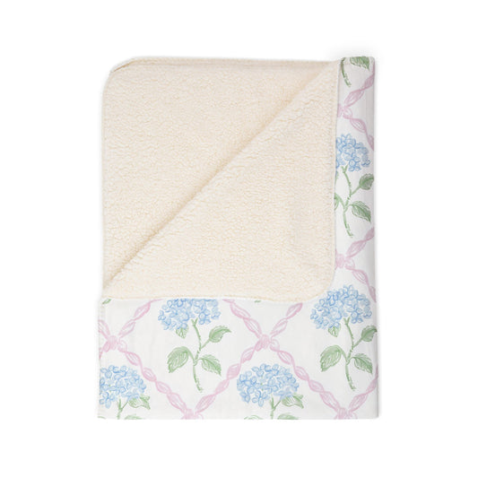 Hydrangea Throw Blanket